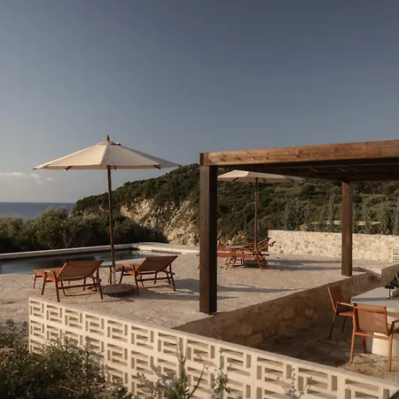 Pharus Boutique In Meganisi With Private Pool & Sea View Apartament