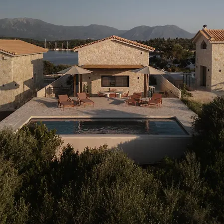 Pharus Boutique In Meganisi With Private Pool & Sea View Apartment *