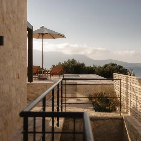 Apartament Pharus Boutique In Meganisi With Private Pool & Sea View