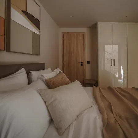 Pharus Boutique With Private Pool & Sea View *