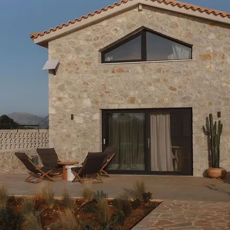 Pharus Boutique With Private Pool & Sea View