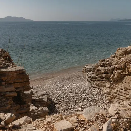Pharus Boutique In Meganisi With Private Pool & Sea View Apartament *